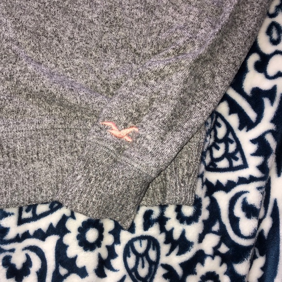 Sweater - Picture 2 of 3